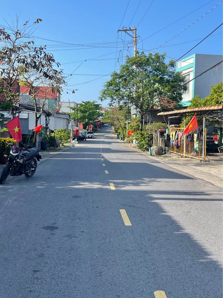 Nhà Phố Tam Kỳ 130m² giá 2.1 tỷ - Vị trí đắc địa Làng Bích Họa