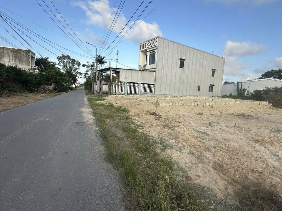 Bán Đất Trục Chính Võ Như Hưng, Cẩm Lệ 100m² - Giá 2.35 Tỷ Chính Chủ