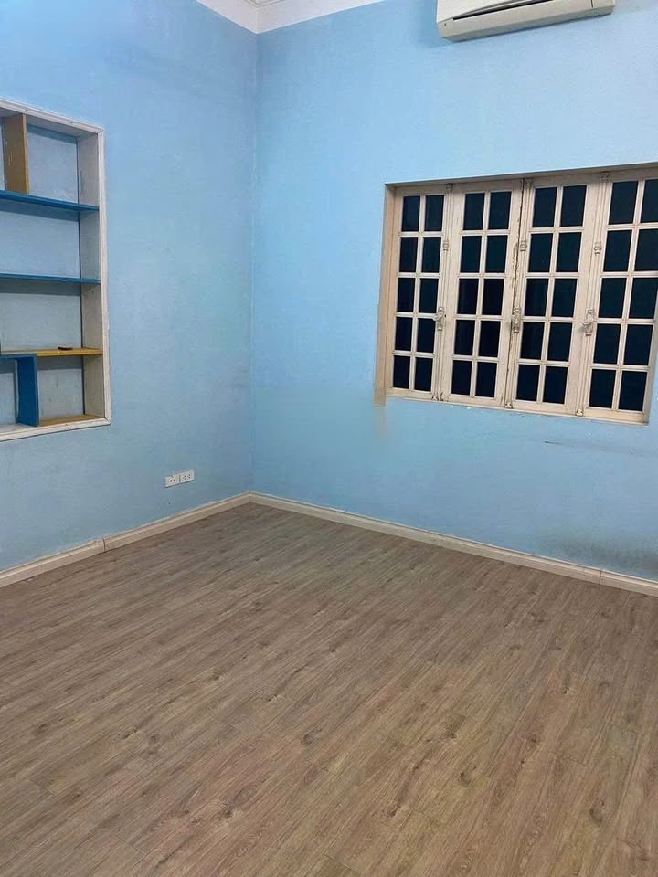 Nhà Riêng 50m² 4 Tầng Mặt Tiền 4m Đường Đội Cấn, Ba Đình - Kinh Doanh/Ở Đều Tuyệt