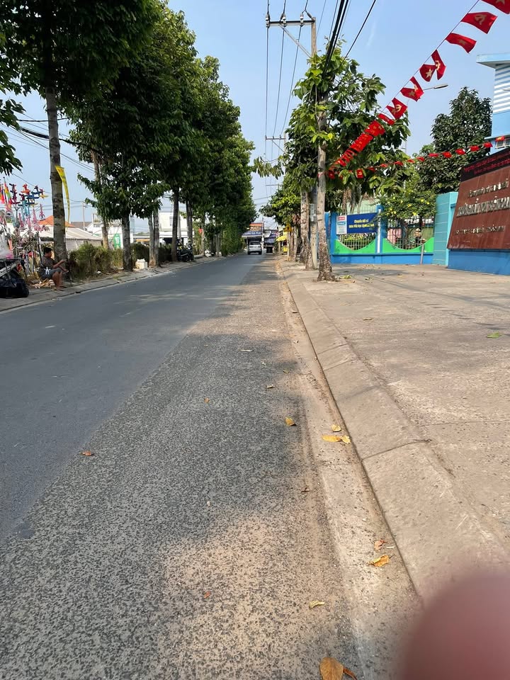 Nhà Riêng Hóc Môn 181m² - Chính Chủ Bán, Ô Tô Vào Tận Nhà!