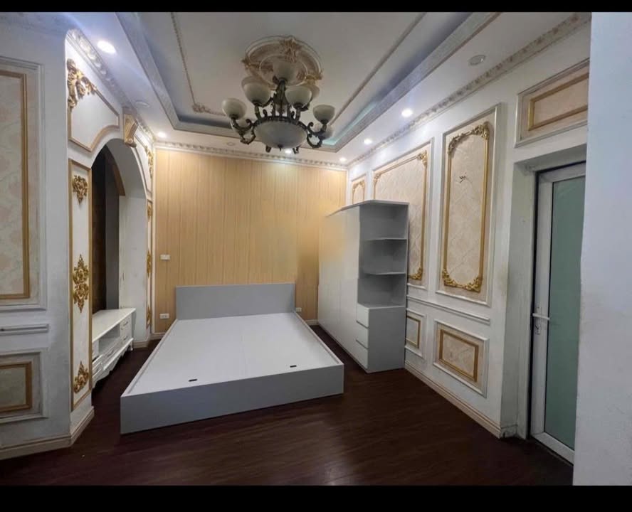 Nhà 4 Tầng Ngõ Tây Sơn, Đống Đa - 3PN Full Nội Thất, Giá 8 Triệu