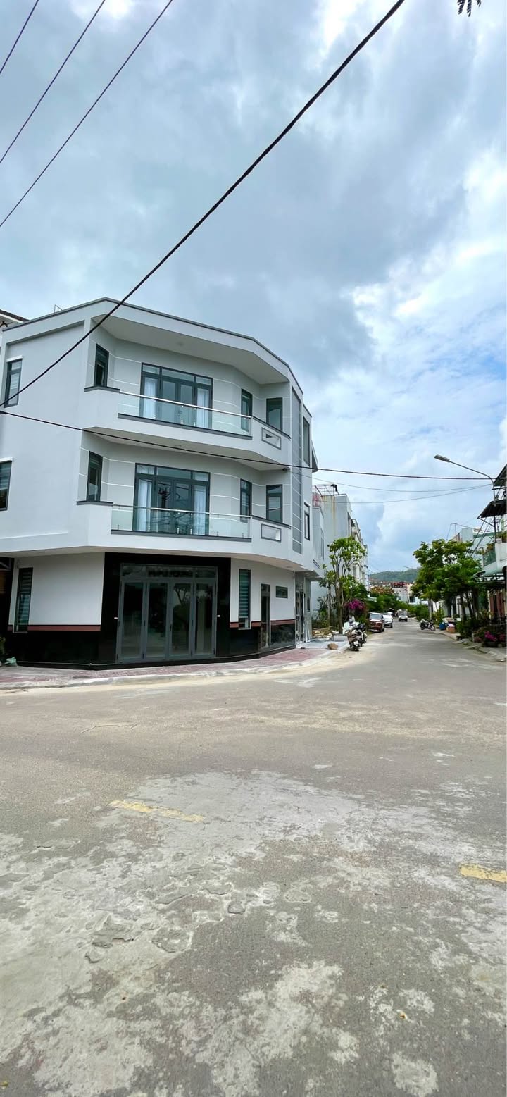 Nhà Góc 2 Mặt Tiền Kinh Doanh Trần Tự Khách, Quy Nhơn - 5.2 Tỷ