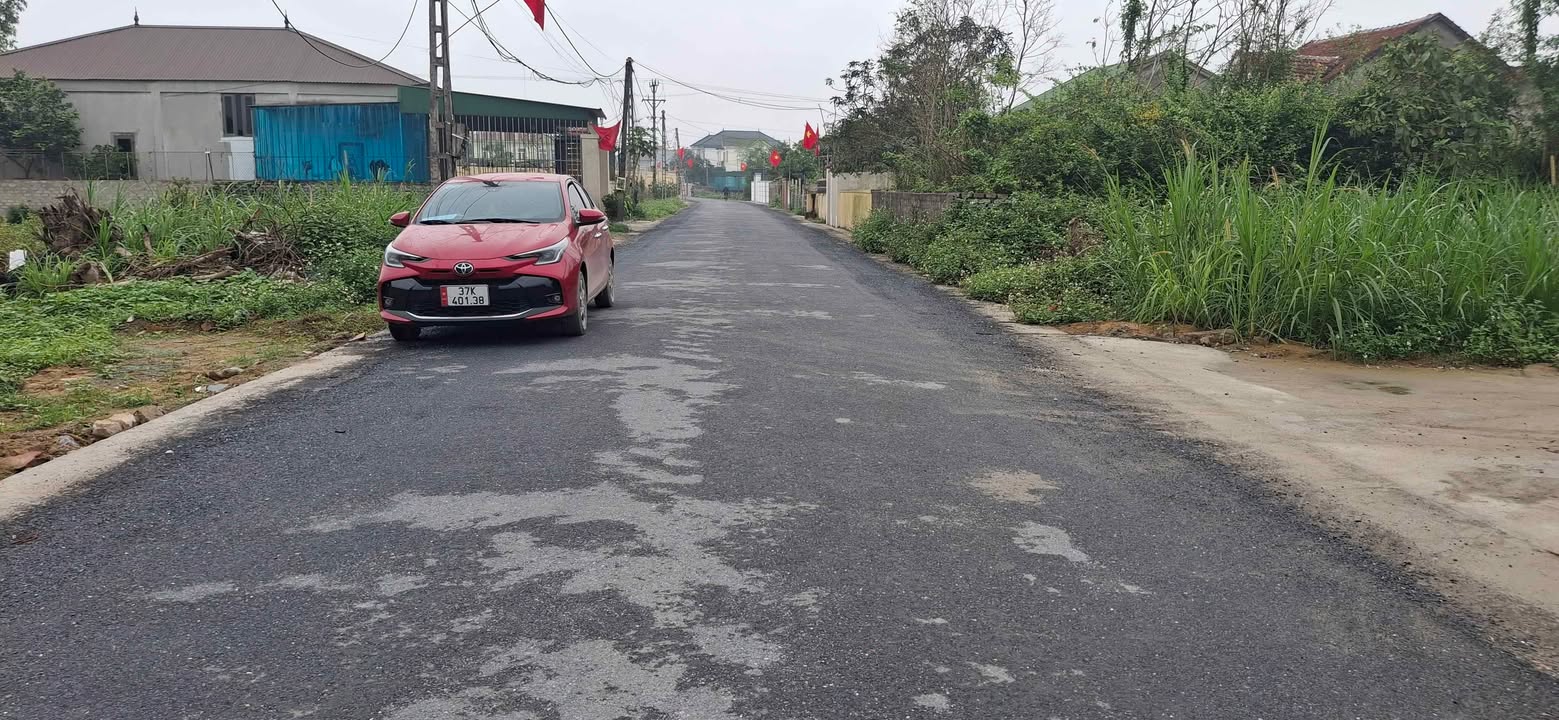 Đất Nghi Lộc 200m² - Mặt tiền đường liên xã, full thổ cư, giá 2.8 tỷ