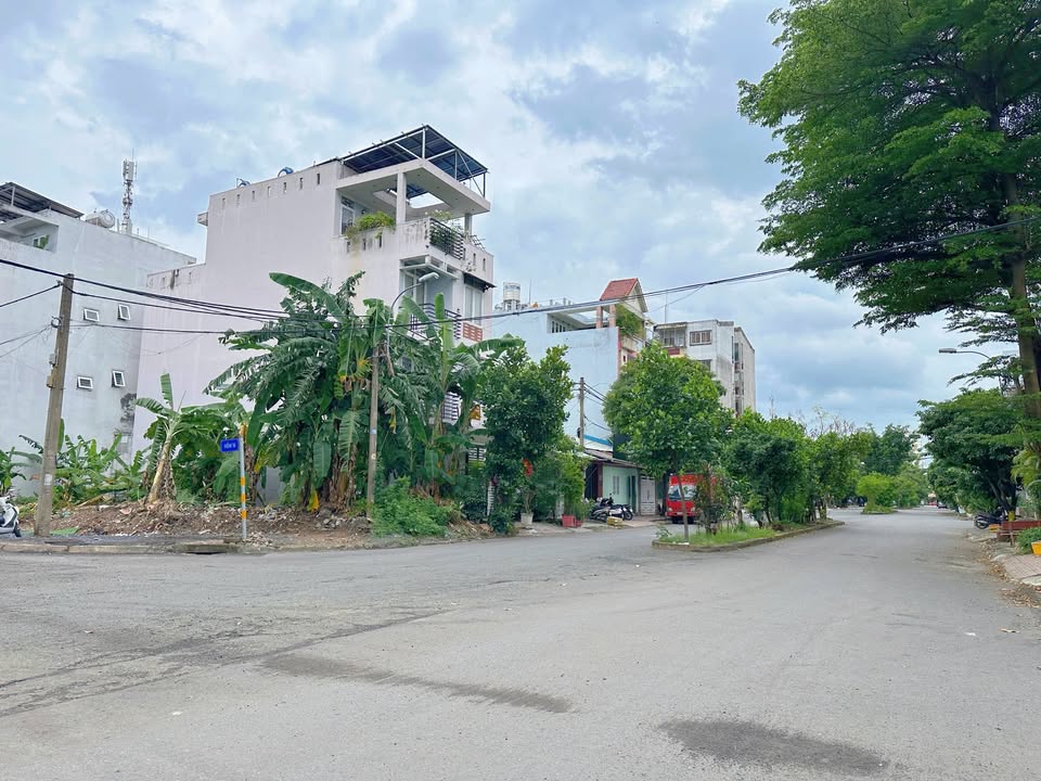 Đất nền Thành Phố Thủ Đức 100m² - Sổ đỏ chính chủ, đường ô tô!