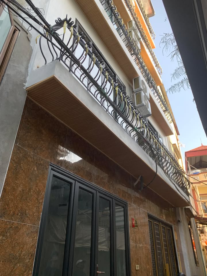 Nhà Riêng Phố Lụa, Hà Đông 40m² - Sẵn sàng ở ngay!