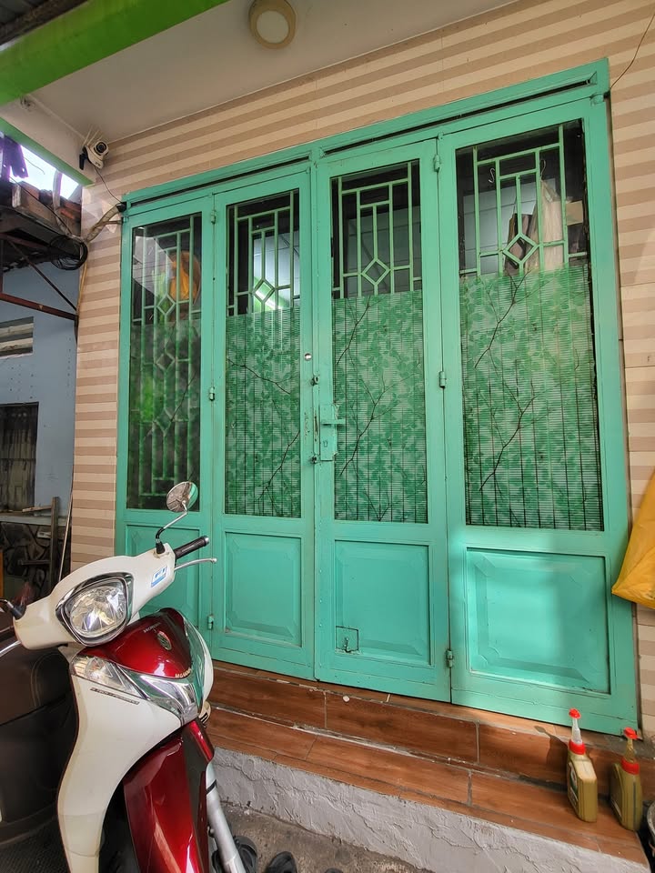 Bán gấp nhà 24m² Phường Đông Hưng Thuận, Q12 - Sổ hồng riêng, giá 2.4 tỷ