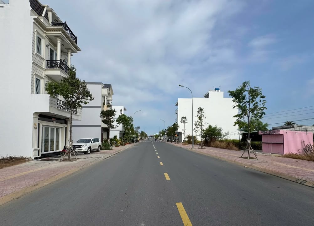 Đất nền Gò Công 115m² mặt tiền Nguyễn Trãi - Sổ sẵn, giá 2.8 tỷ