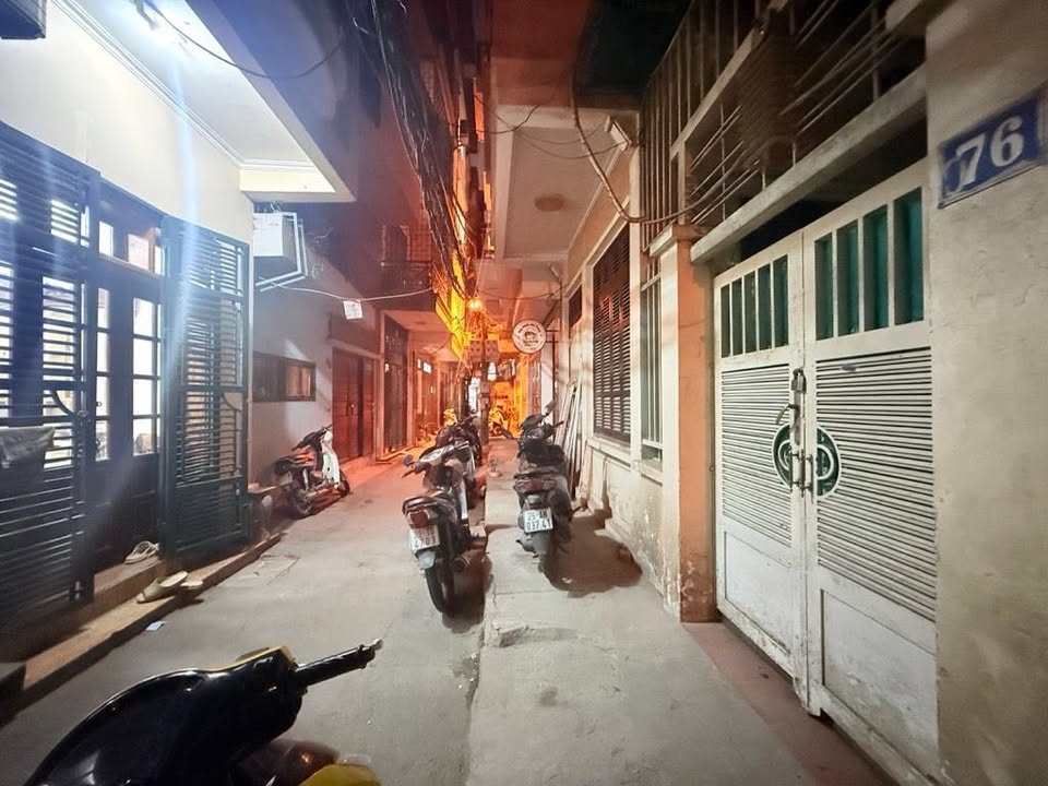 Nhà 5 tầng ngõ ô tô Phương Mai, Đống Đa - Kinh doanh/Văn phòng - 31.8m² - Nhỉnh 8 tỷ