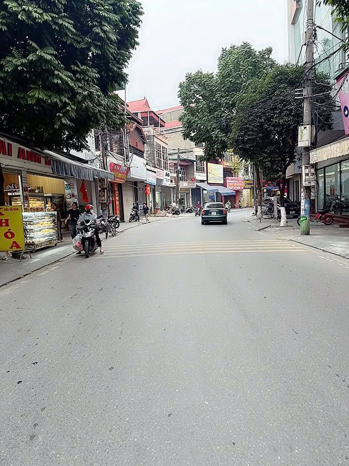 Nhà Kinh Doanh Mặt Tiền 3.5m Đường Trưng Trắc Vĩnh Yên - 63m² Giá Hời