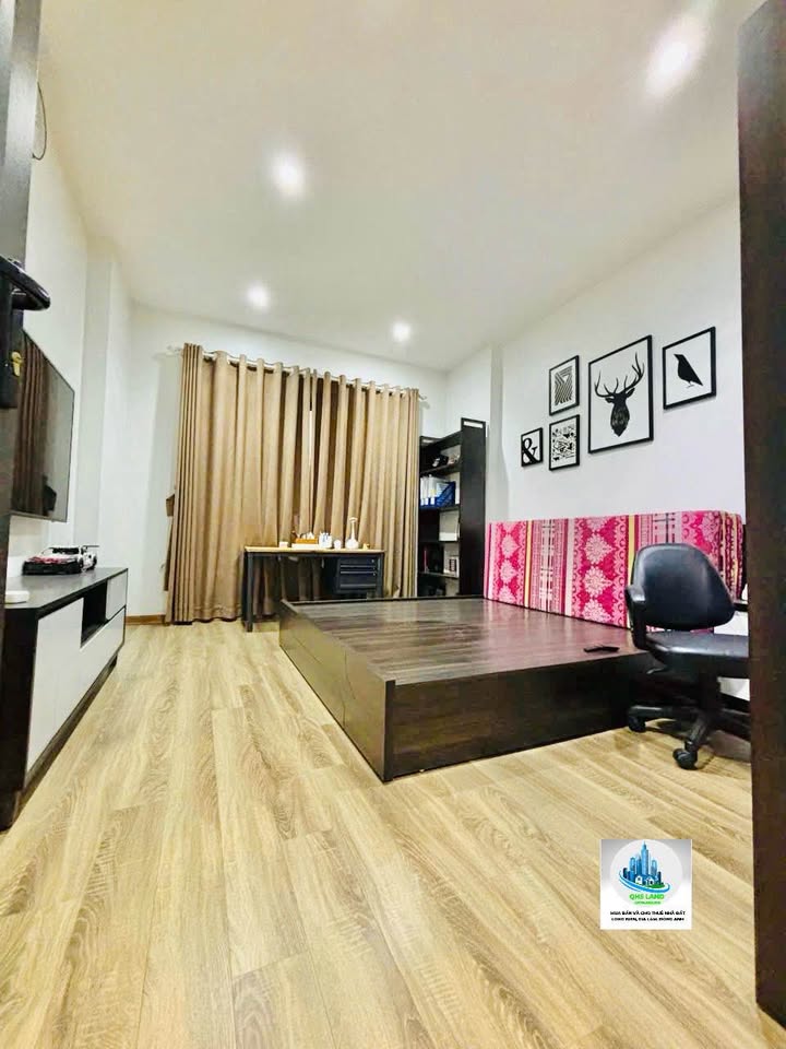 Cho thuê nhà phố Nguyễn Sơn, Long Biên - 45m² x 5 tầng, 14 triệu/tháng