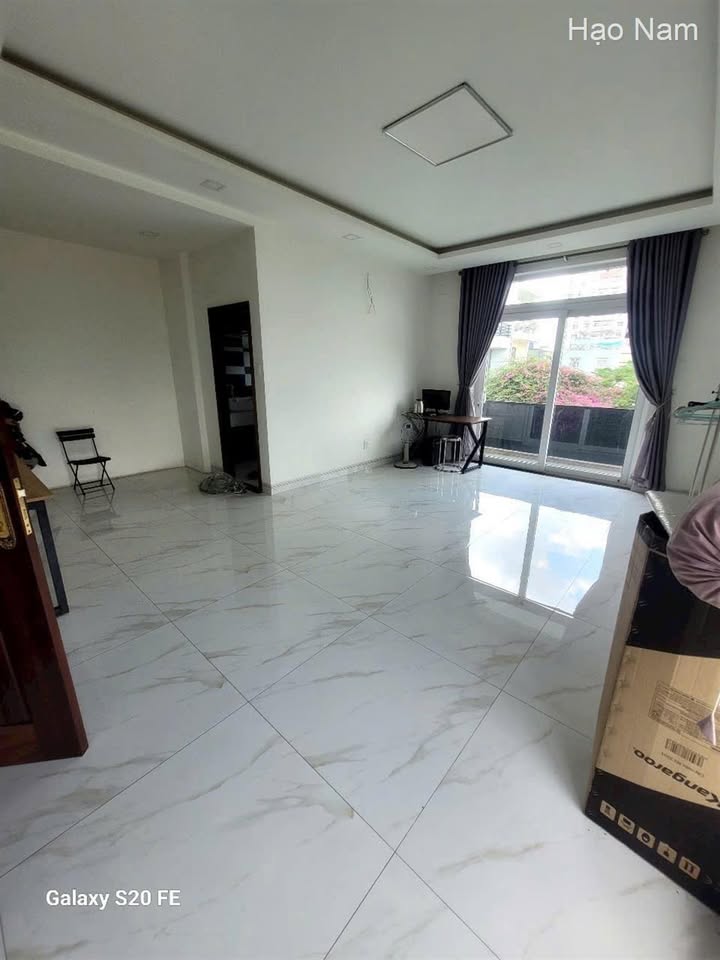 Nhà Mặt Tiền Đông Hưng Thuận, Quận 12 - 6PN, 4 Tầng, Giá 30 Triệu