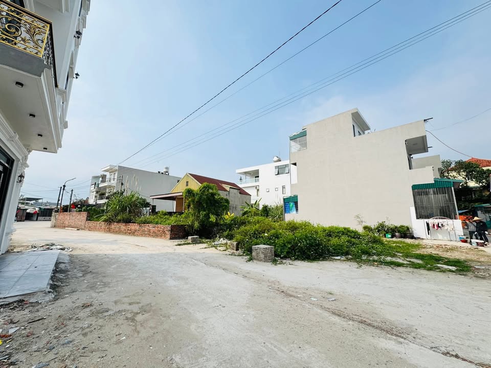 Đất nền góc 65m² Phường Hà Khẩu, Hạ Long - 2 Mặt Thoáng, Ô tô vào nhà