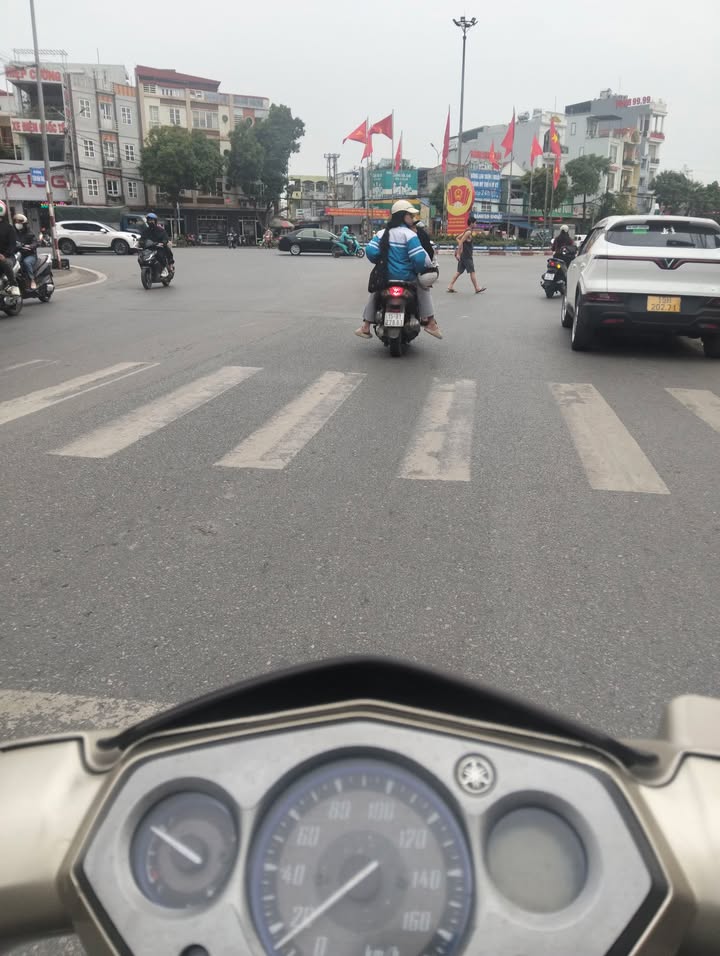 Nhà Mặt Tiền Trần Nhân Tông, Kiến An, Hải Phòng - 100m², Kinh Doanh Sầm Uất, Sổ Đỏ Chính Chủ