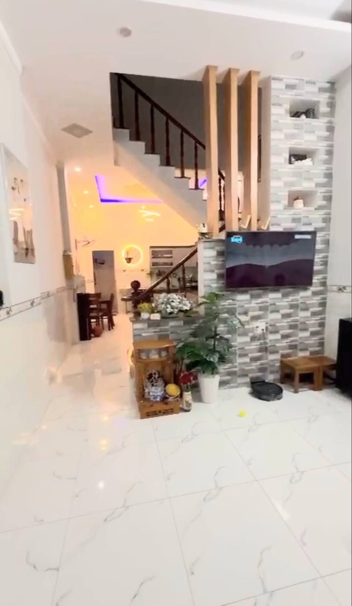 Nhà 2 Lầu Trảng Dài 56m² Hướng Nam - 1.19 Tỷ Hẻm Xe Hơi