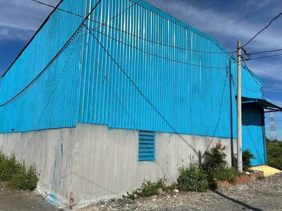 Nhà Kho 215m² Vĩnh Cửu, Đồng Nai - Sẵn Sàng Sản Xuất, Giá 8 Triệu/Tháng