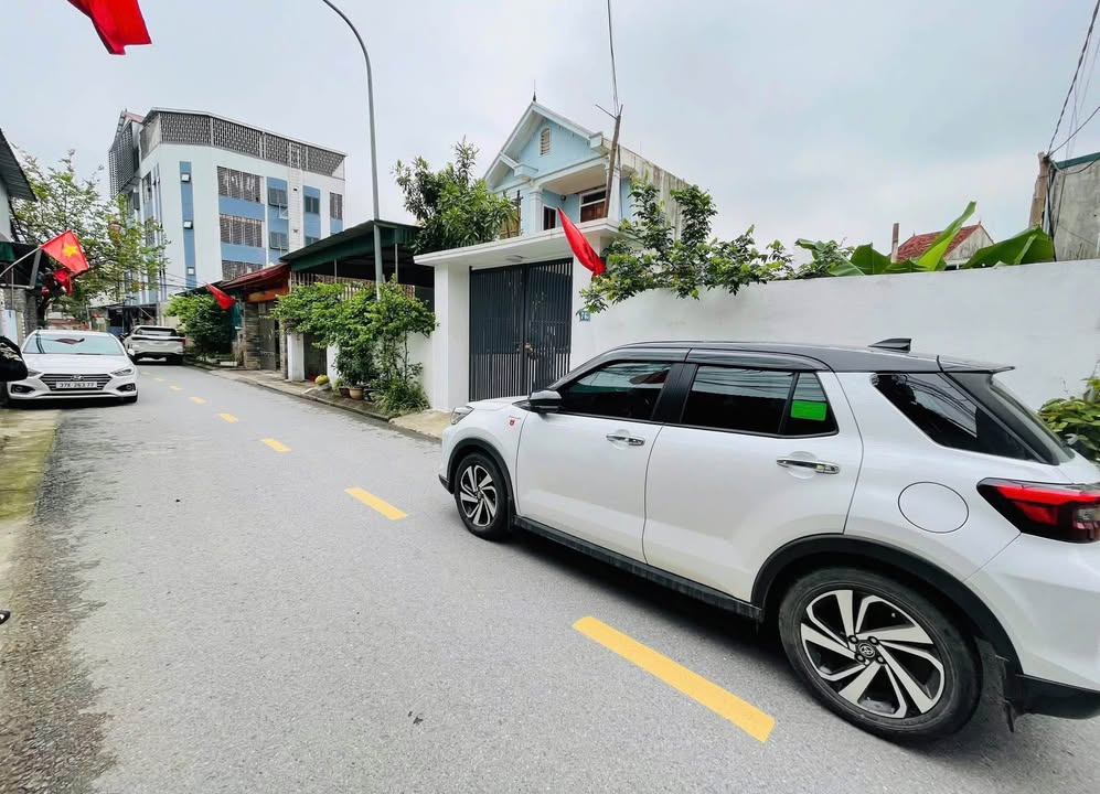 Nhà phố kinh doanh Phan Thái Ất, TP Vinh 77m² - Tặng nhà kiên cố, giá 5 tỷ