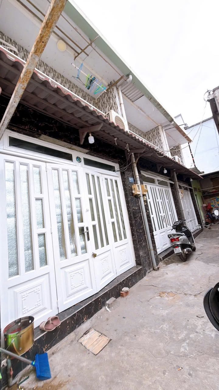 Nhà Hẻm Tôn Đản Q4 - 50m² - 3.75 Tỷ - Sổ Hồng Riêng