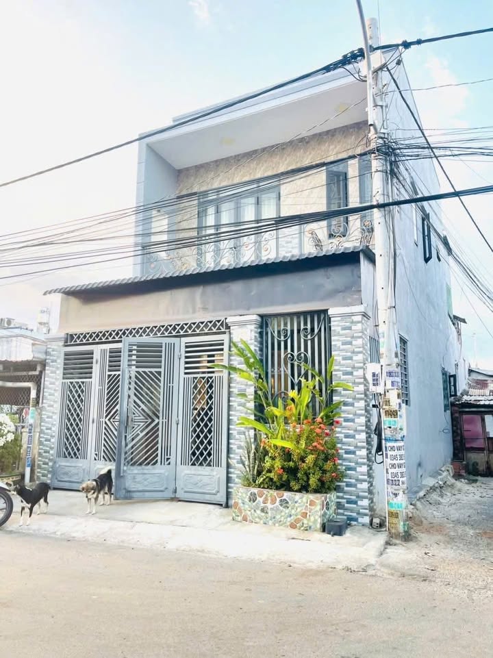 Nhà 2 Mặt Tiền Lâm Đình Trúc, Phan Thiết - 105m² ODT, Hướng Nam Mát Mẻ