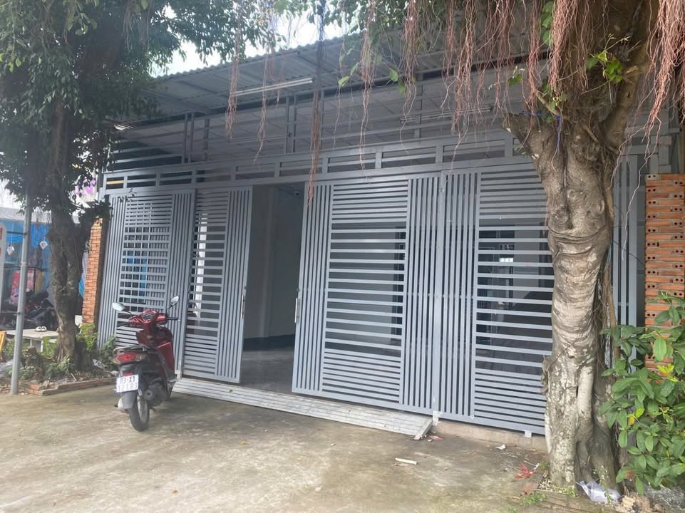 Nhà Mặt Tiền Lê Hồng Phong Nối Dài, Mỹ Xuyên - 102m² Giá 2.7 Tỷ