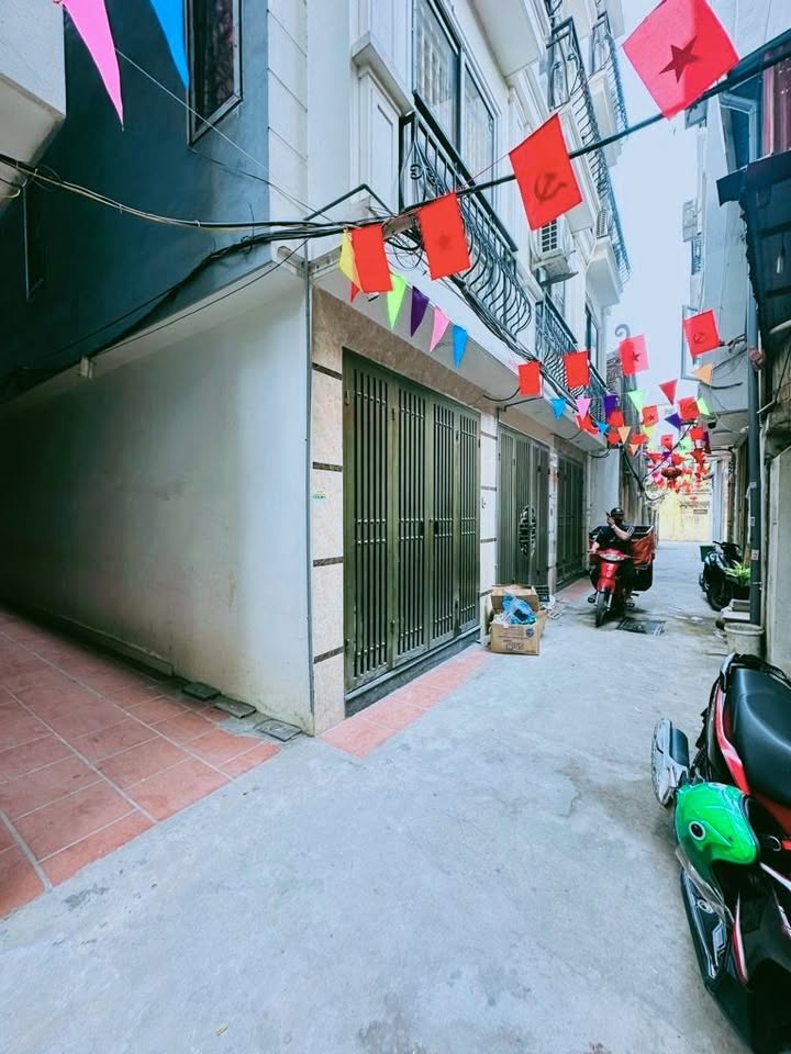 Nhà Phương Canh 150m² 5 tầng - Vị trí đẹp, hiếm có!