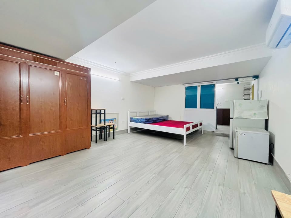 Phòng cho thuê 30m² Trần Hoà, Hoàng Mai - Sẵn sàng ở ngay!