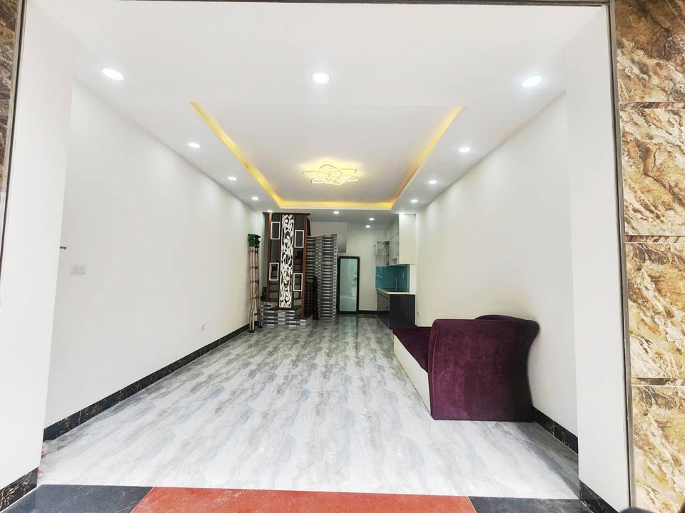 Nhà riêng Hoàng Mai 30m² - Ngõ ô tô, sẵn sàng ở ngay!