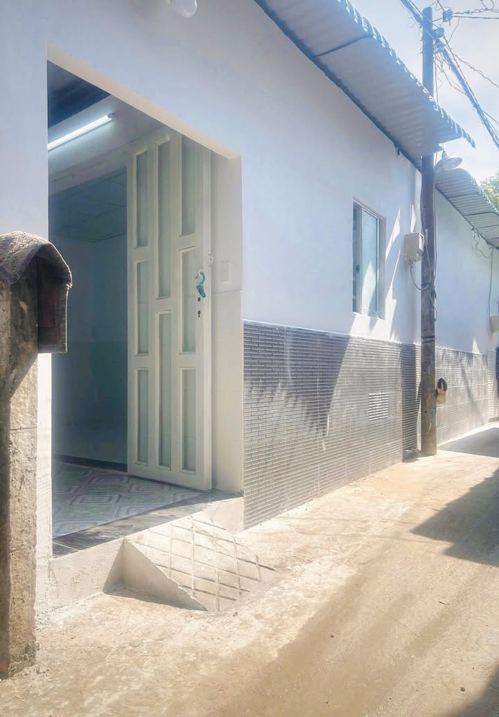 Nhà Hẻm 45m² Hóc Môn Gần Chợ - Giá 980 Triệu