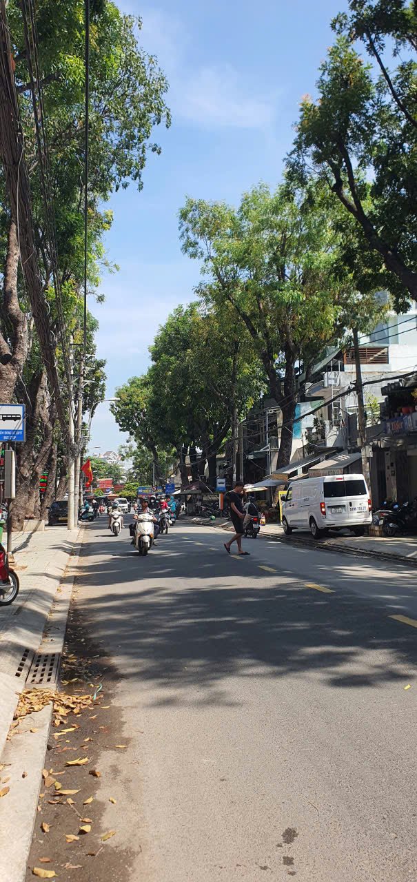 Nhà Mặt Phố Lê Đức Thọ Gò Vấp 150m² - Dòng Tiền 80 Triệu/Tháng - 16 Tỷ