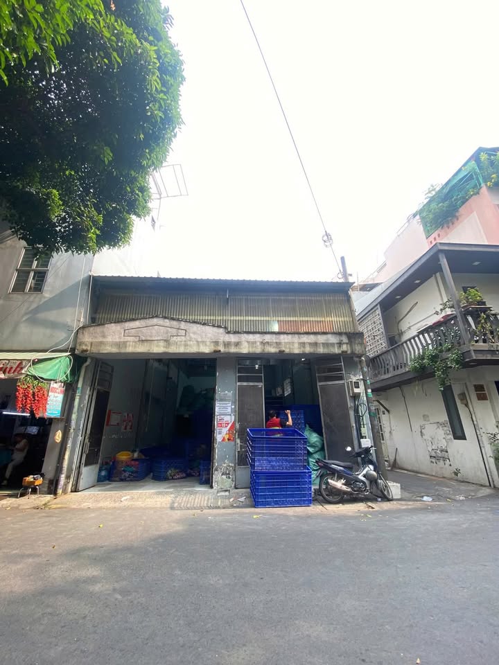 Cho thuê Kho 105m² Cư Xá Lữ Gia Q11 - Sẵn Sàng Hoạt Động Ngay