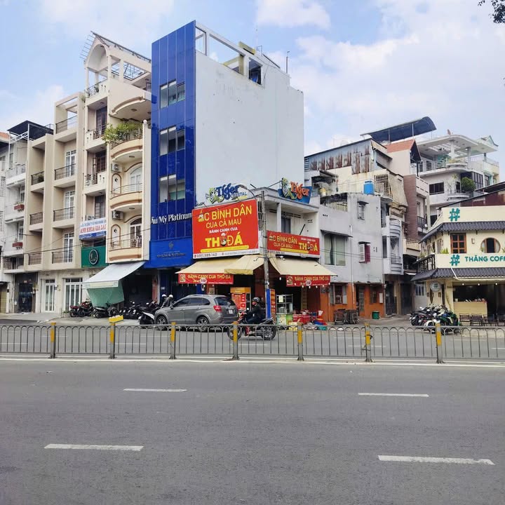 Nhà Góc 2 Mặt Tiền 3/2 Quận 11 - DT 77m² - 22 Tỷ (TL)