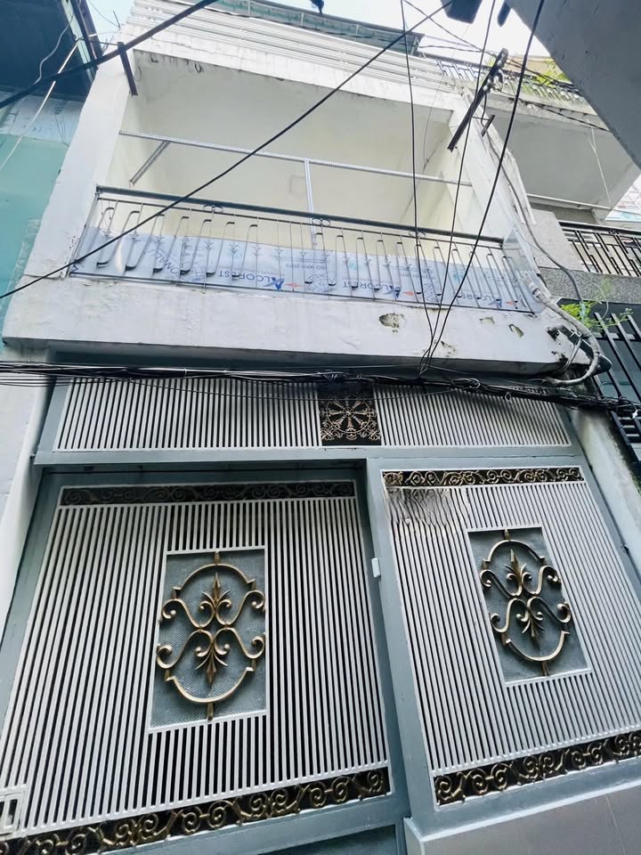 Nhà phố Lý Thái Tổ Q10 35m² - Sẵn sàng ở ngay!