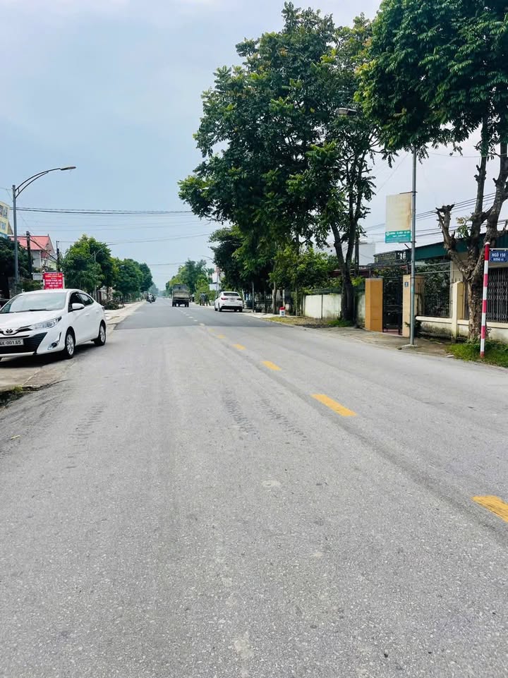 Đất nền Quảng Lộc 128.7m² - Tiềm năng tăng giá, sổ đỏ chính chủ!