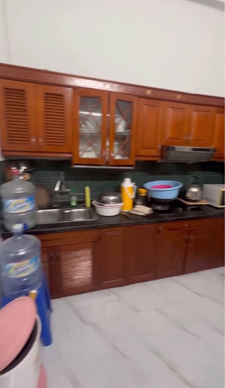 Nhà Cho Thuê Full Đồ Ngõ 75 Vĩnh Phúc, Ba Đình - Sẵn Sàng Ở Ngay