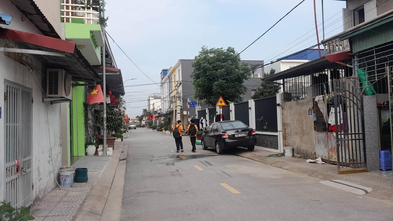 Bán Đất Tặng Nhà 2 Tầng Mặt Tiền Kinh Doanh 97m² Hải Thành, Dương Kinh, Hải Phòng - 4 Tỷ