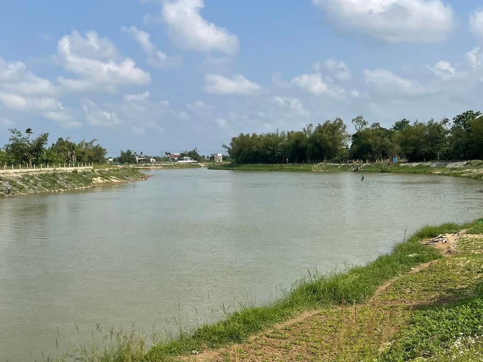 Đất nền Hòa Tiến, Hòa Vang 300m² view sông - Sổ đỏ chính chủ!