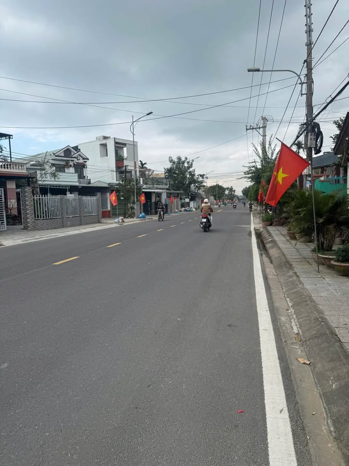 Nhà Mặt Tiền DT609 Điện Bàn 180m² - Kinh Doanh Đắc Lộc