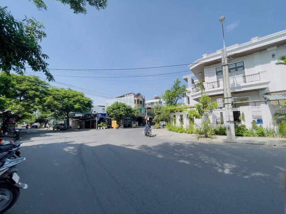 Đất nền mặt tiền Bắc Sơn, Đà Nẵng - 300m² view công viên, giá tốt