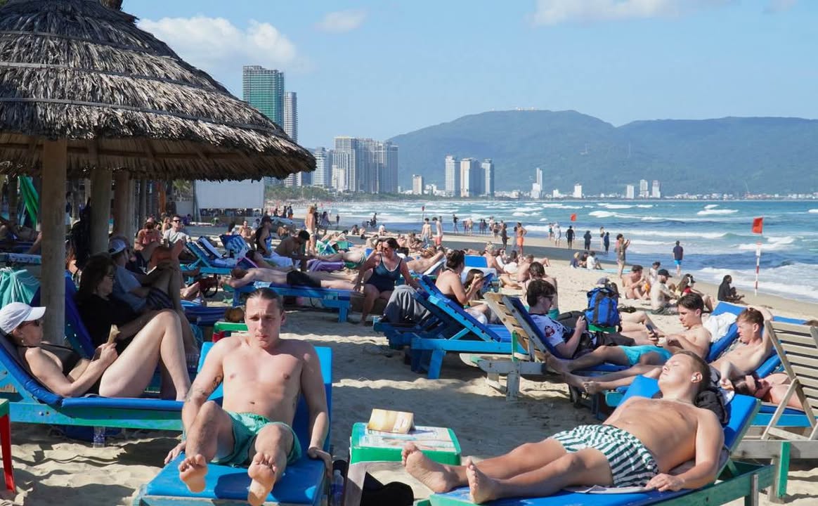 Nhà Mặt Tiền Mỹ Khê 7 - 85m² - Kinh Doanh Đỉnh Cao - Sát Biển Đà Nẵng