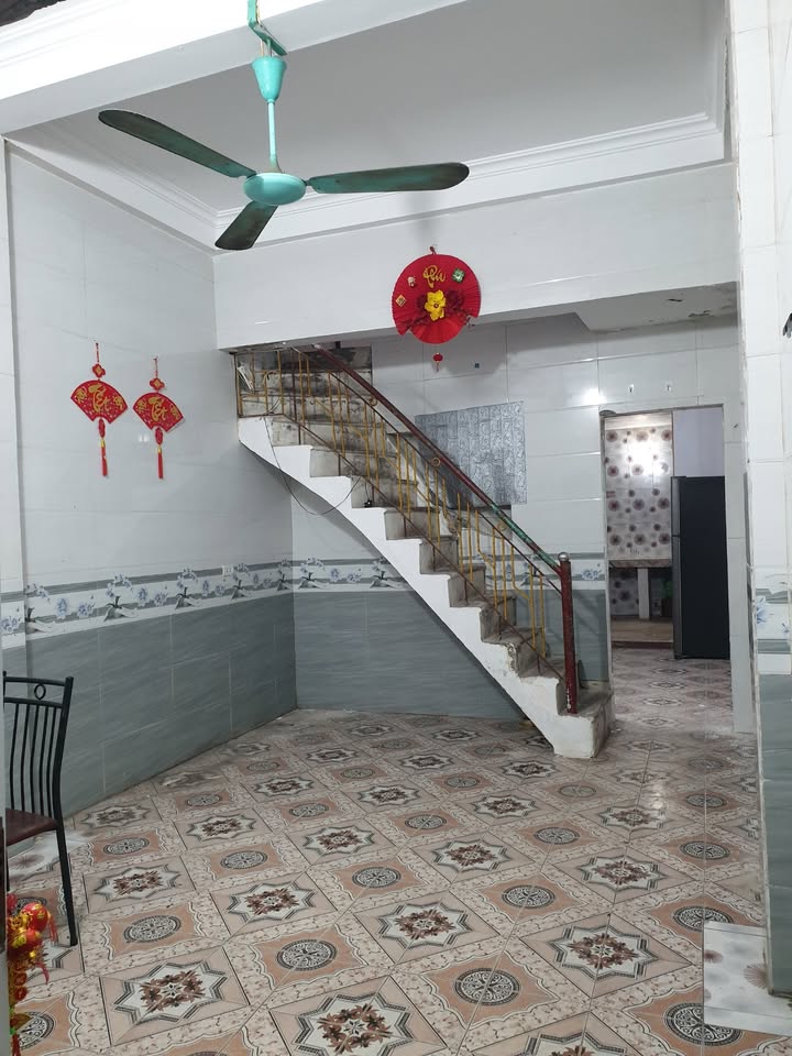 Nhà riêng Phường Trần Hưng Đạo TP Nam Định 45.5m² - Ô tô đỗ cửa, sẵn sàng ở ngay!