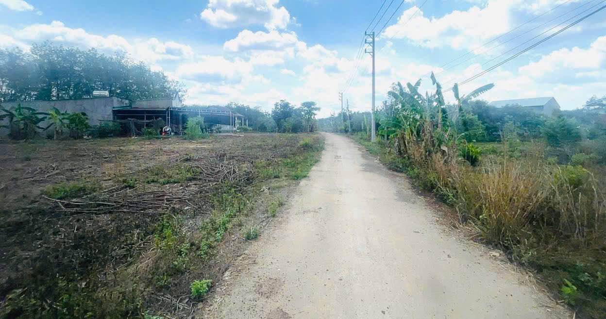 Đất nền Ấp 5 Tân Hưng, Đồng Phú 285m² - Sổ đỏ chính chủ, giá 2xx triệu!