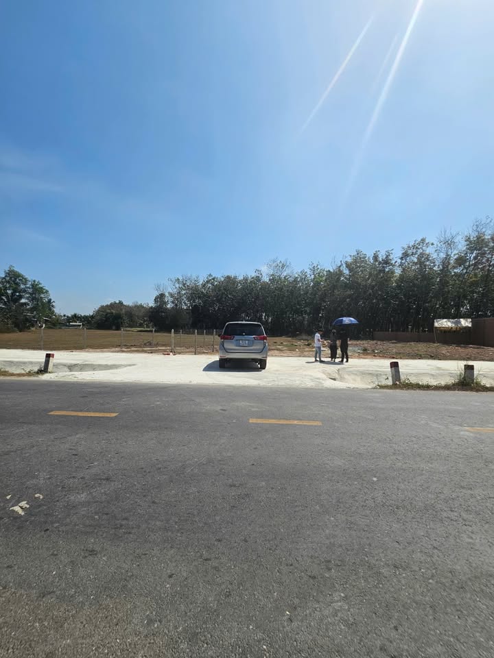 Bán Gấp Đất MT Gia Bình, Tây Ninh 530m² - Giá 870 Triệu, Sổ Sẵn