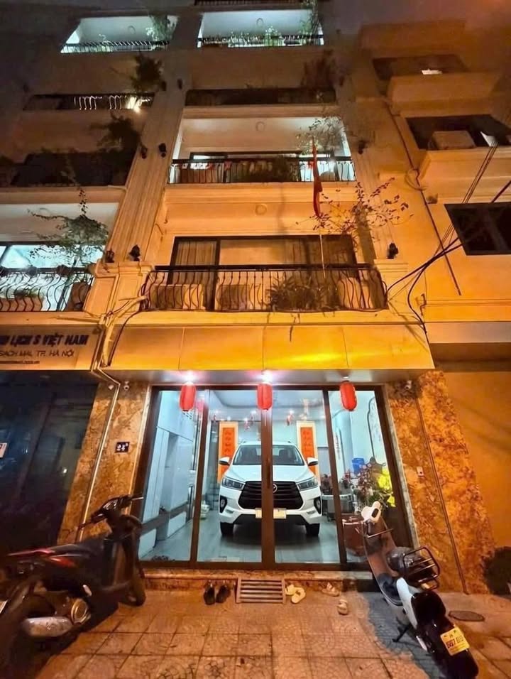 Nhà riêng Đại La, Hai Bà Trưng 53m² - Ô tô vào tận nhà!