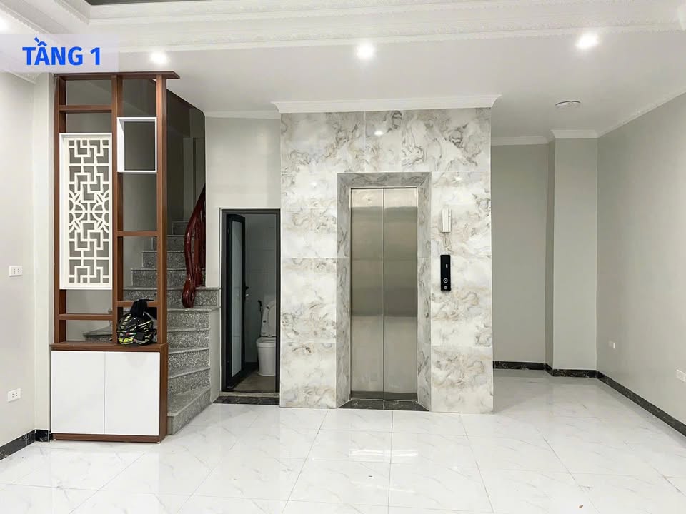 Cho thuê nhà 5 tầng mặt phố Ngũ Nhạc, Hoàng Mai - Kinh doanh & Ở lý tưởng