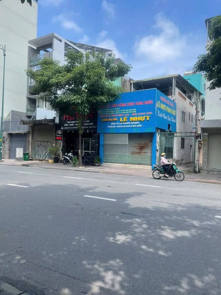 Nhà MT Hồng Hà, Tân Bình 110m² - Hai Mặt Tiền VIP Sân Bay