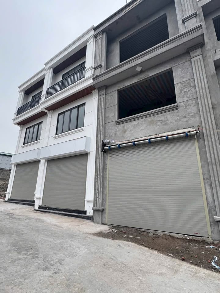 Nhà Riêng Phường Hà Tu Hạ Long - Hơn 2 Tỷ, Ô Tô Vào Tận Nhà!