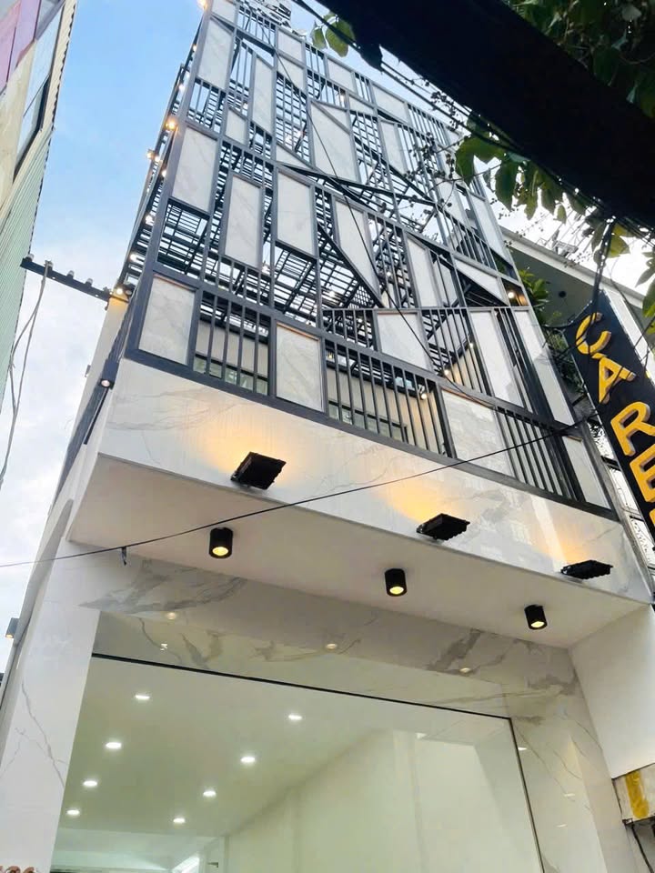 Nhà Mặt Tiền 75C Phan Xích Long, Phú Nhuận - 720m² Kinh Doanh Đa Ngành