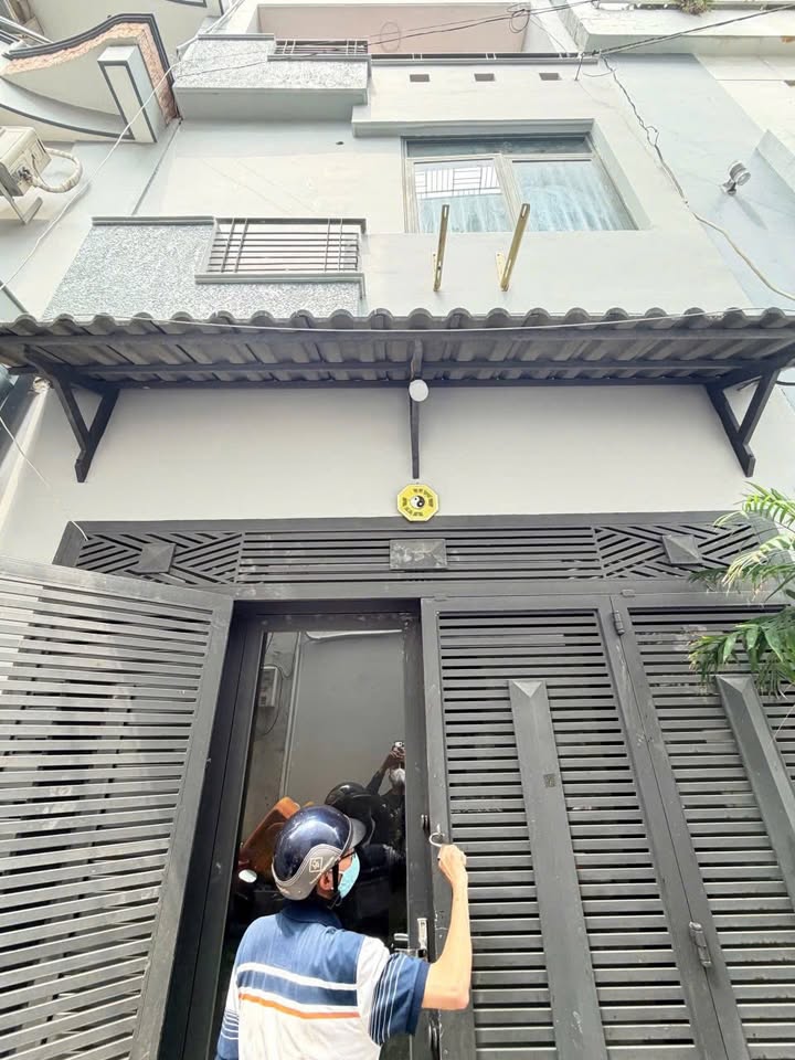 Nhà 45m² 3PN, Hẻm Hoa Phú Nhuận - Sẵn Sàng Ở Ngay