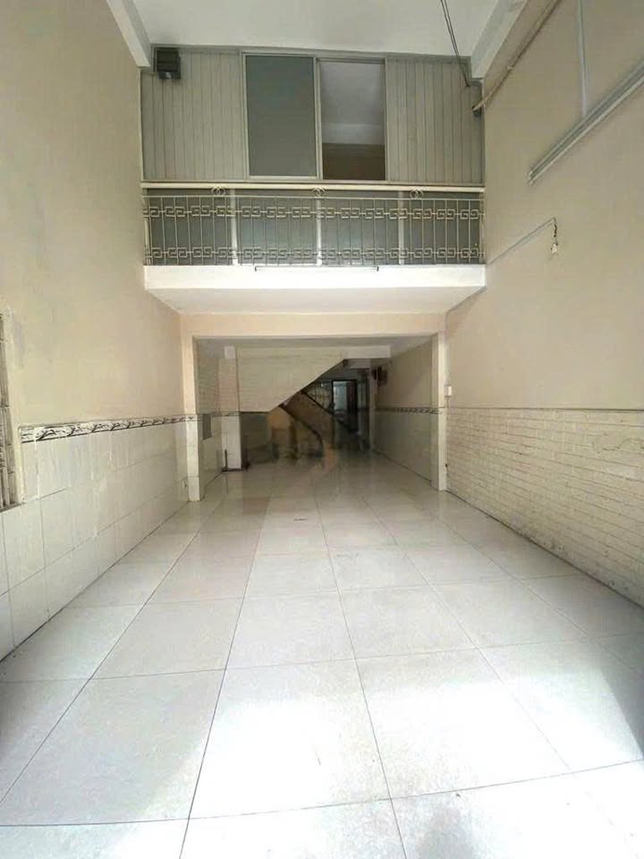 Cho thuê Mặt bằng Kinh doanh Q10 - Hẻm Xe Tải 43m² Giá 7 Triệu