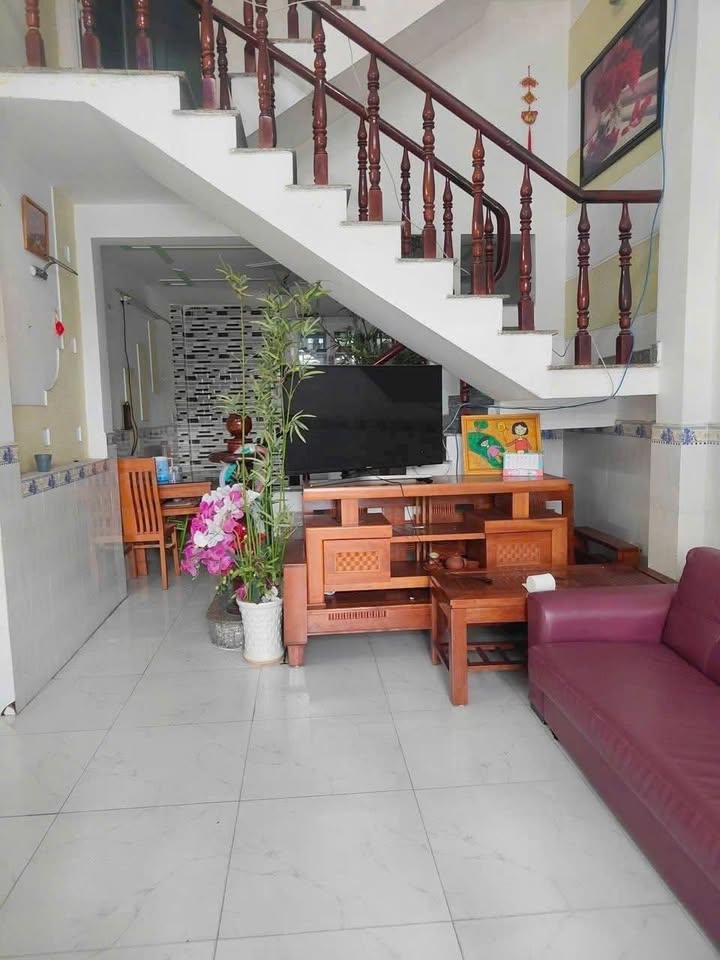 Nhà cho thuê Quận 12 7 triệu/tháng - Sẵn sàng ở ngay!