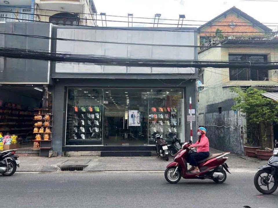 Nhà Phố Âu Cơ Tân Phú 140m² - Mặt tiền kinh doanh đắc địa!